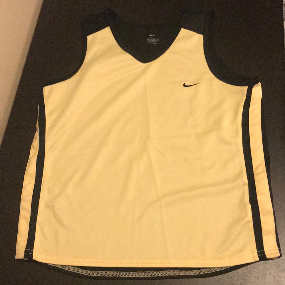 Small workout top